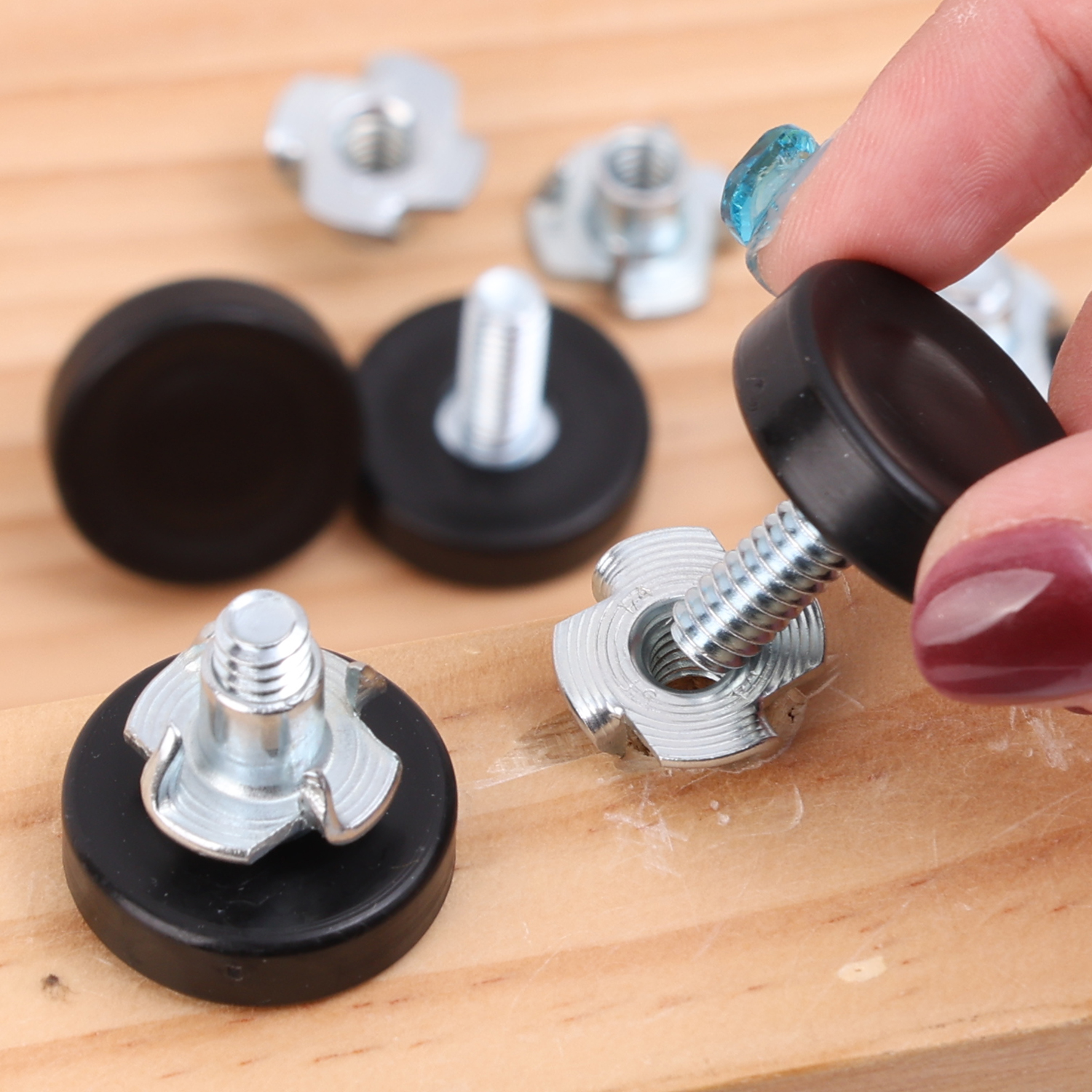 1-12pcs Adjustable Foot Pad An - Furniture Leveling Hardware recensione e prezzo